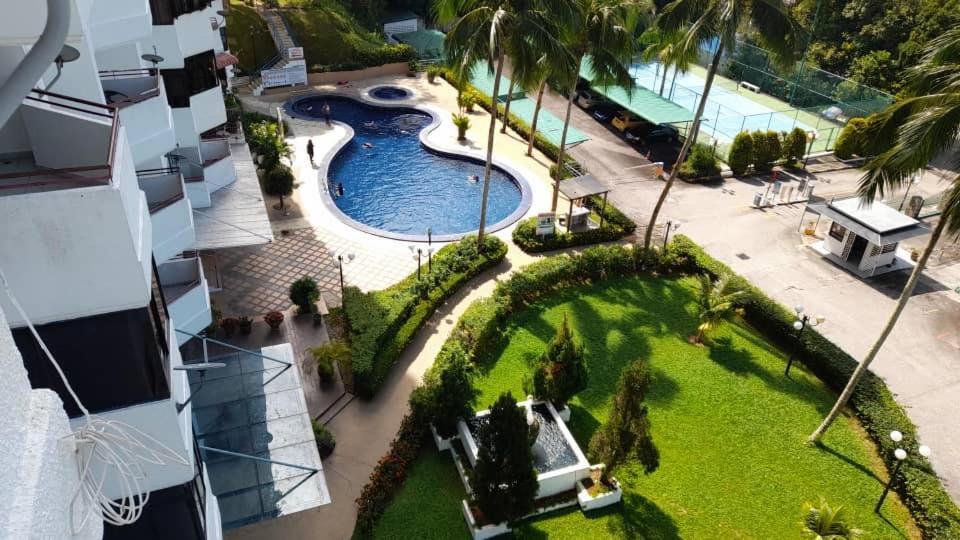 Susie'S Resort Seaview Suites At Sri Sayang Batu Feringgi Εξωτερικό φωτογραφία