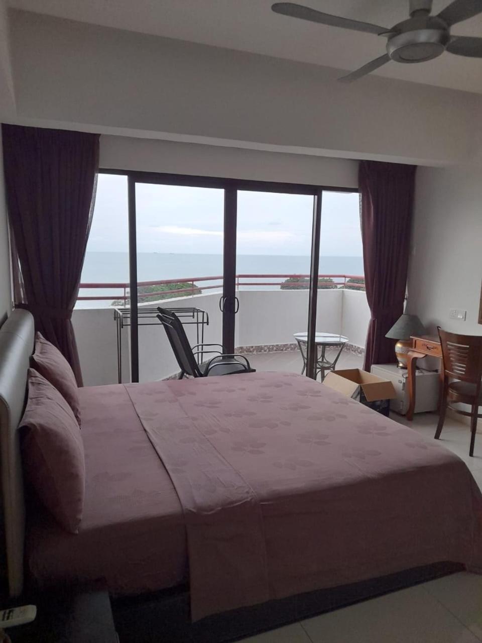 Susie'S Resort Seaview Suites At Sri Sayang Batu Feringgi Εξωτερικό φωτογραφία