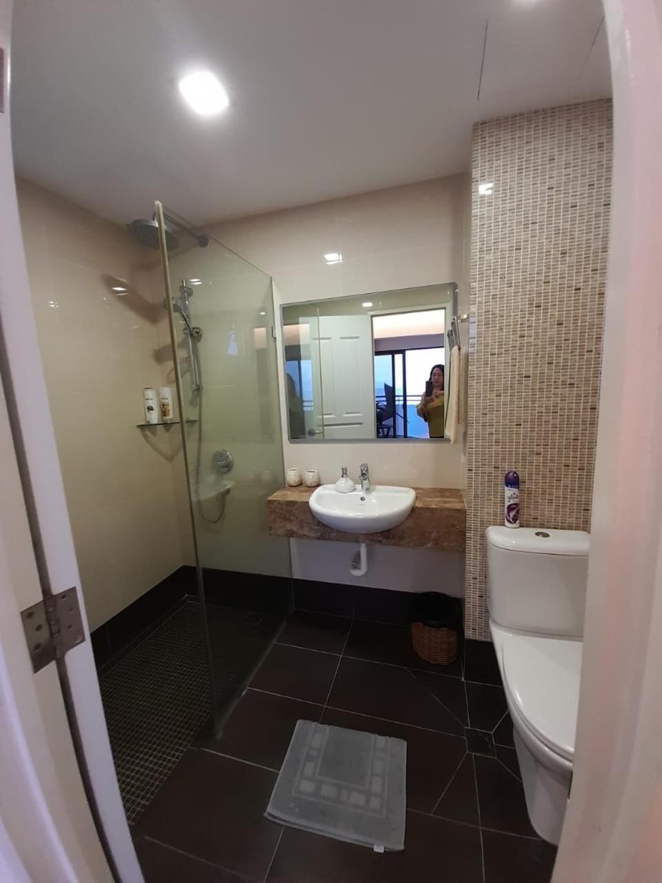 Susie'S Resort Seaview Suites At Sri Sayang Batu Feringgi Εξωτερικό φωτογραφία