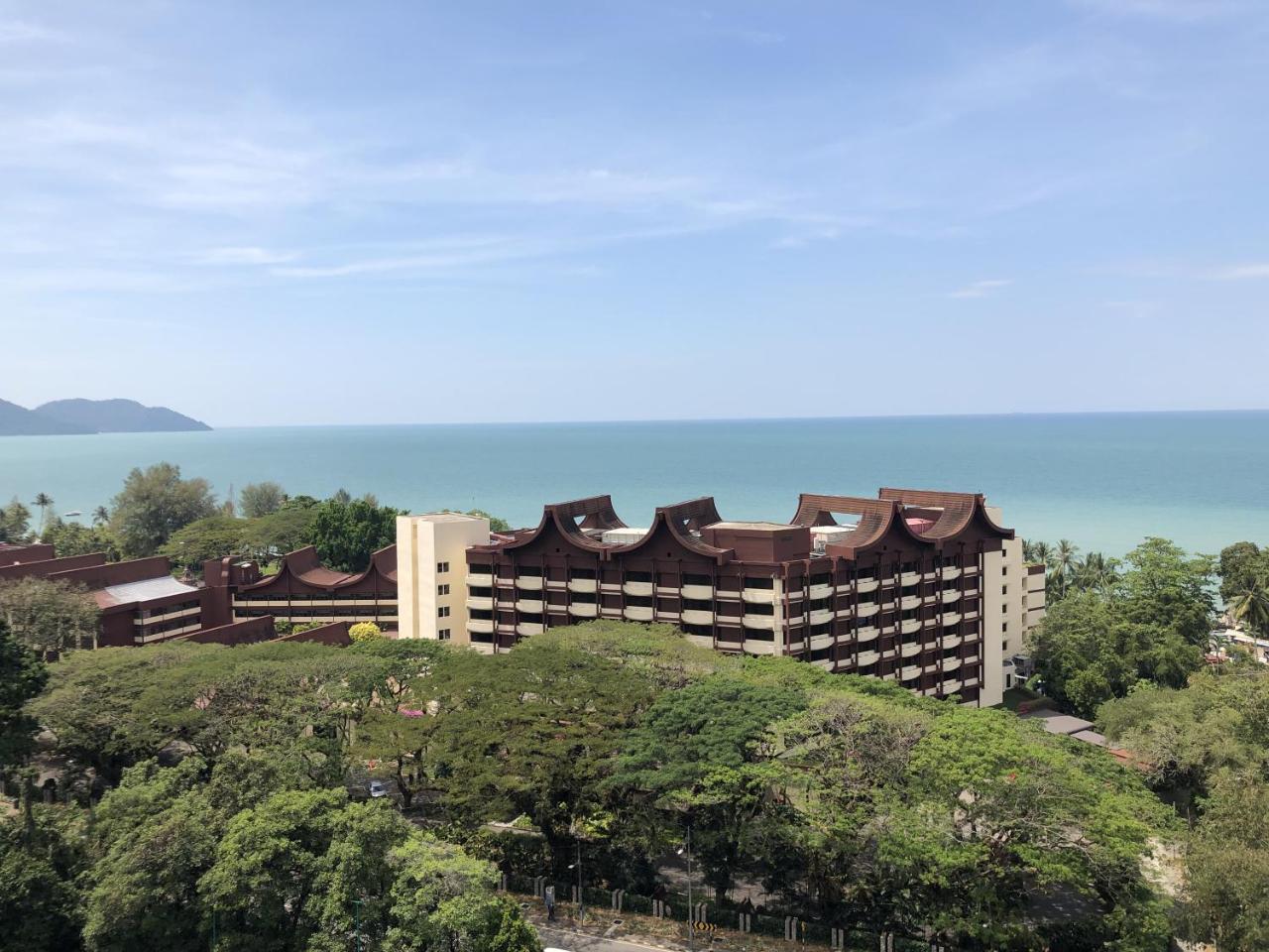 Susie'S Resort Seaview Suites At Sri Sayang Batu Feringgi Εξωτερικό φωτογραφία